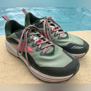 Brooks Cascadia 16 Trail Basil/Coral/Duffel Bag Running Shoes Size 10.5 VGC